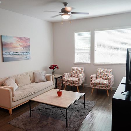 Luxury Designed 2 Bedrooms Part Hotel In Woodland Hills Ca Λος Άντζελες Εξωτερικό φωτογραφία