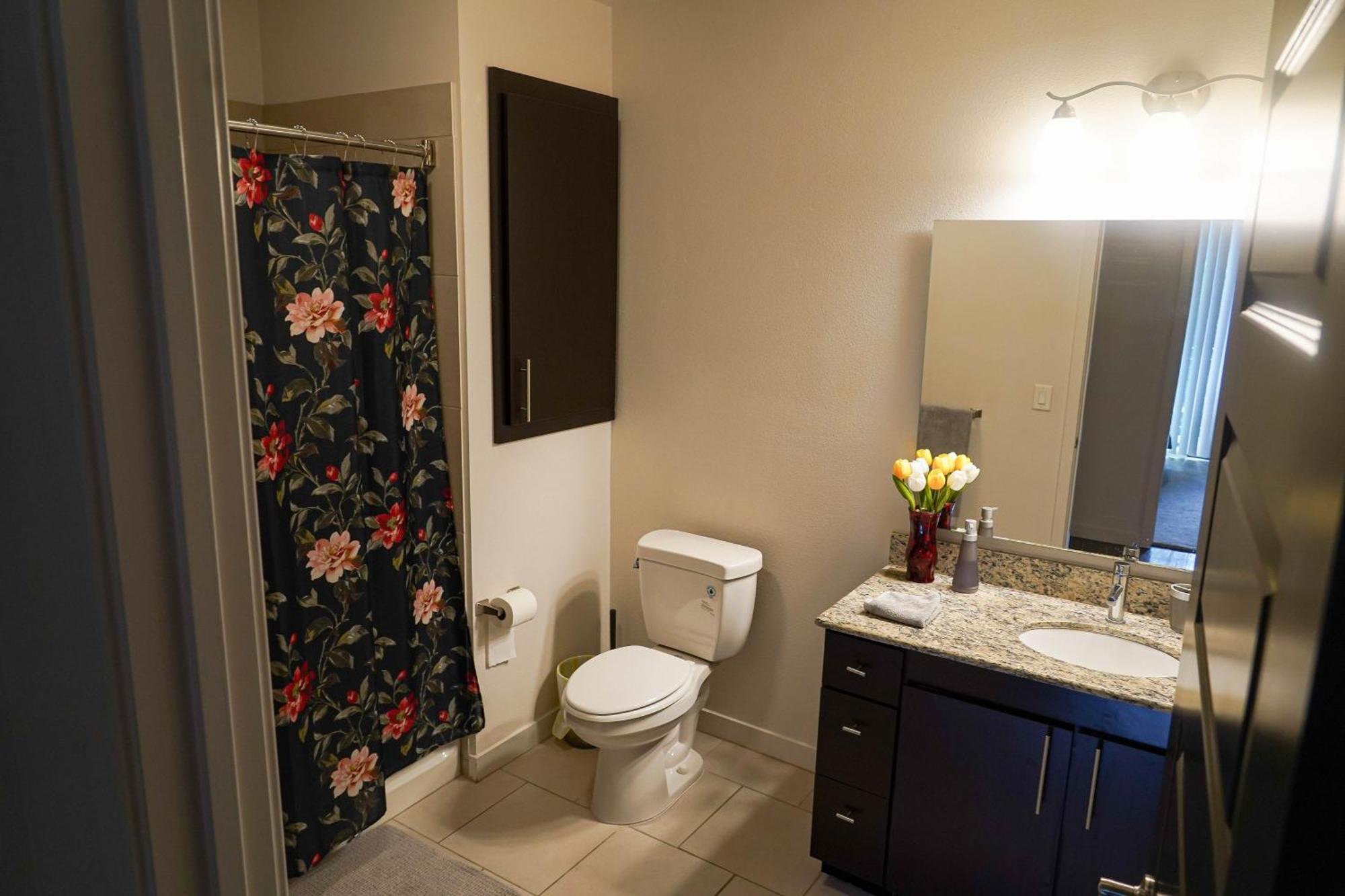 Luxury Designed 2 Bedrooms Part Hotel In Woodland Hills Ca Λος Άντζελες Εξωτερικό φωτογραφία