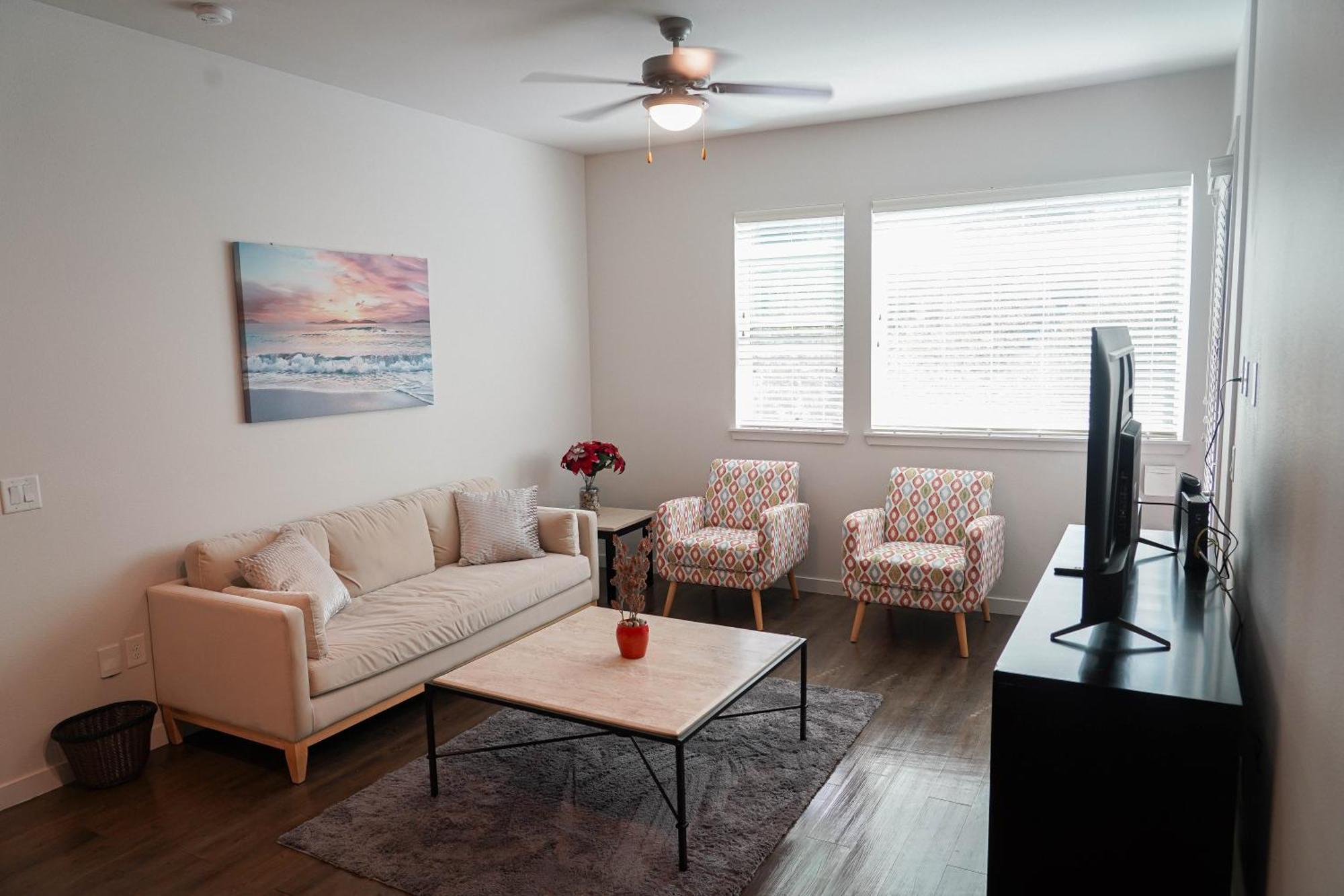 Luxury Designed 2 Bedrooms Part Hotel In Woodland Hills Ca Λος Άντζελες Εξωτερικό φωτογραφία
